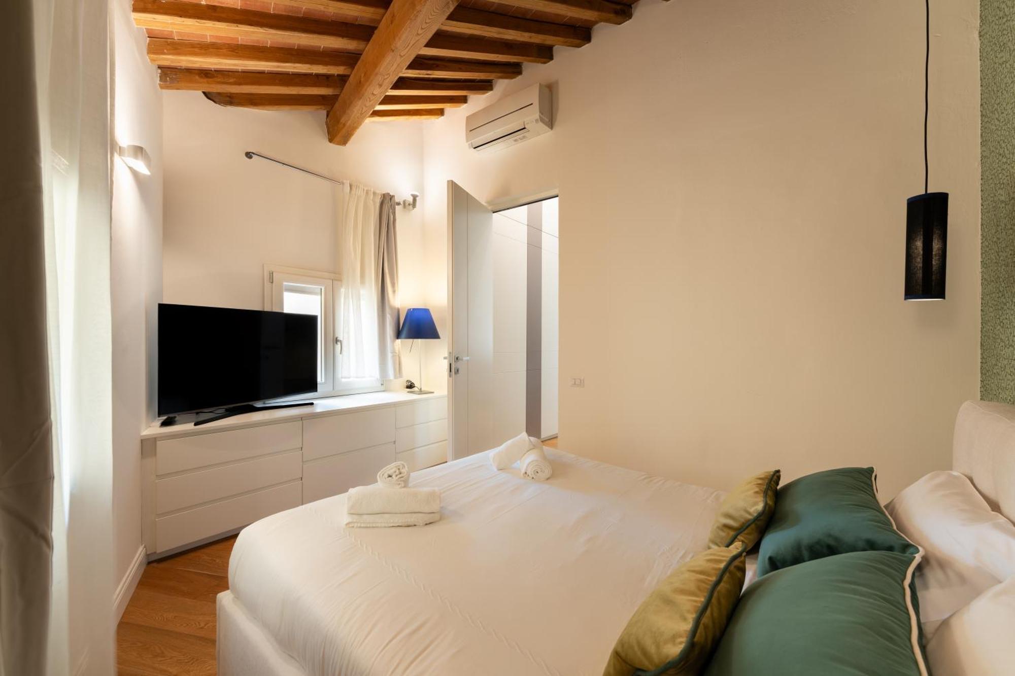 Tg - One Bedroom Luxury Apartment In The Fashion District Florenz Exterior foto